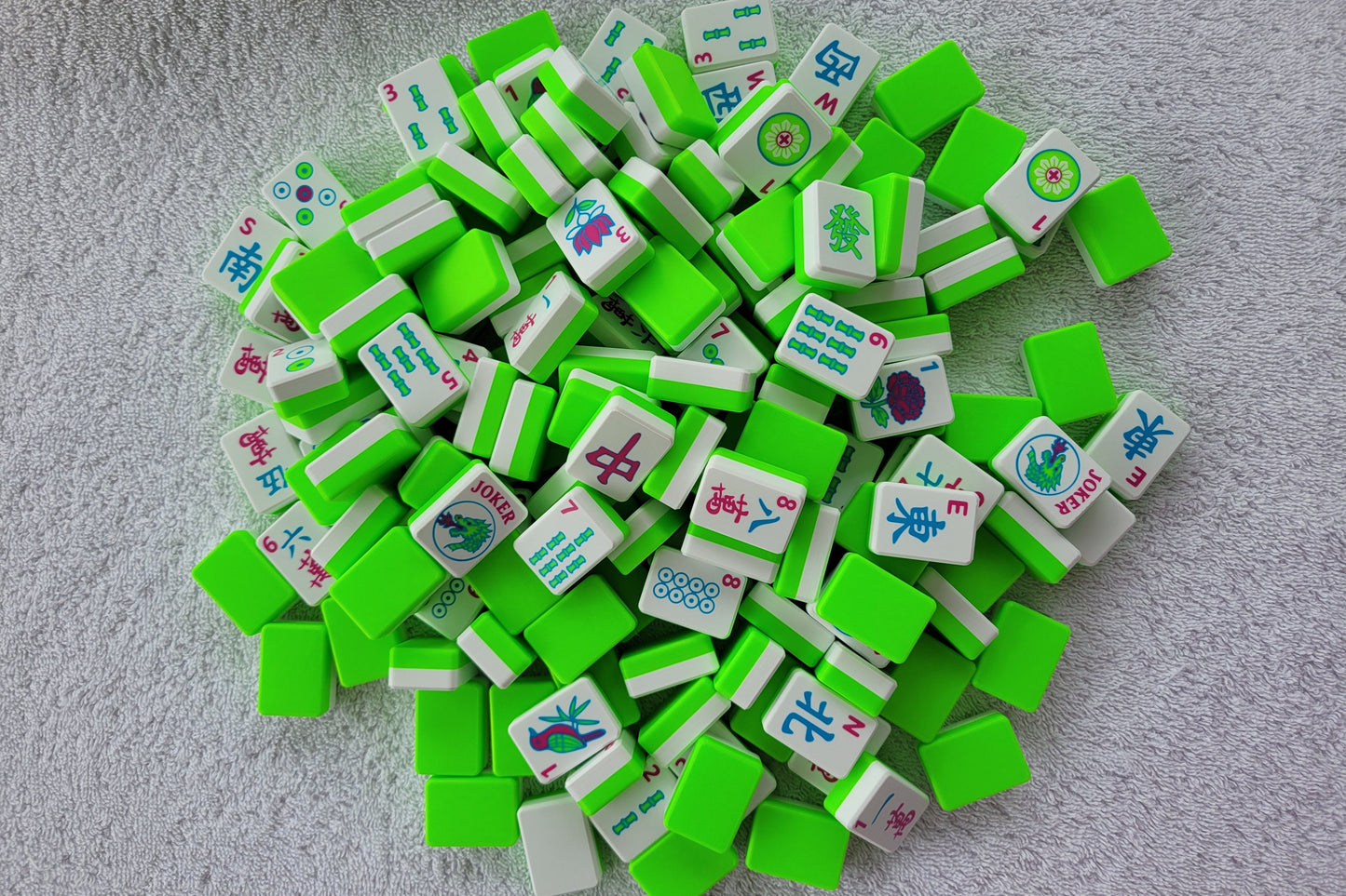 3d printed mah jongg tiles magenta lime cyan high resolution multicolor smooth face floating lightweight
